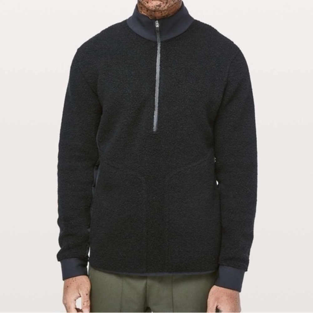 Lululemon Men's Tundra Trek 1/2 Zip pullover Wool Blend Size L